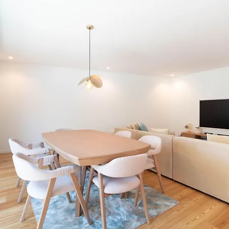 Coastal Bliss Stylish 2br By Lovelystay Appartement *